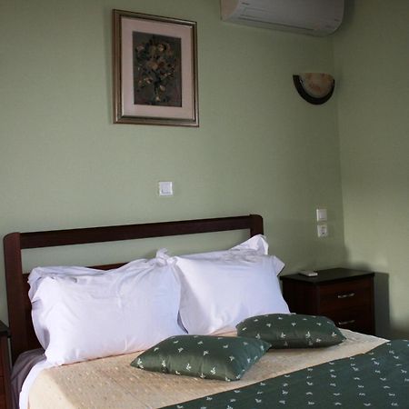 Dionysus Apartments & Suites Ierissós Pokój zdjęcie