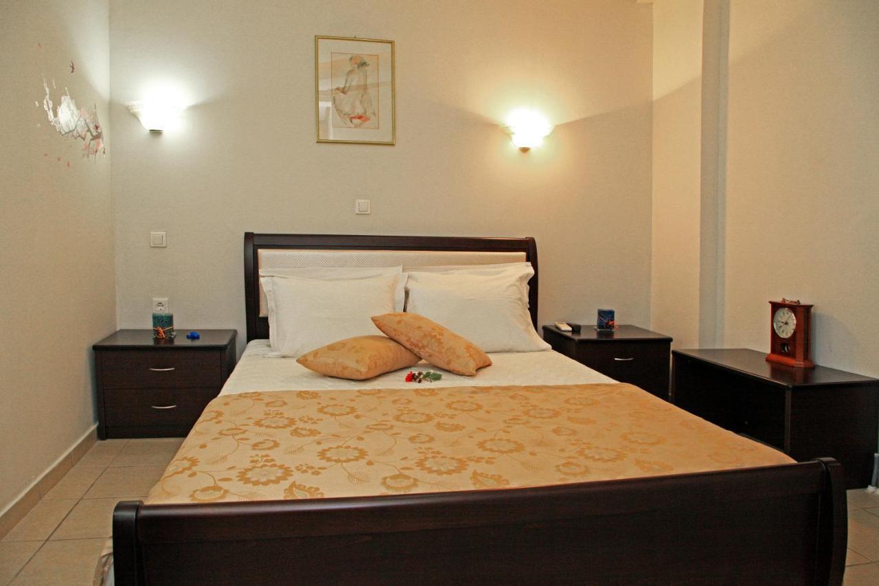 Dionysus Apartments & Suites Ierissós Pokój zdjęcie
