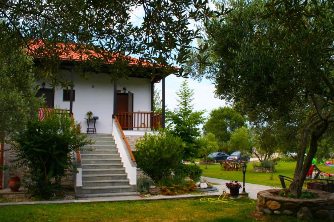 Dionysus Apartments & Suites Ierissós Zewnętrze zdjęcie