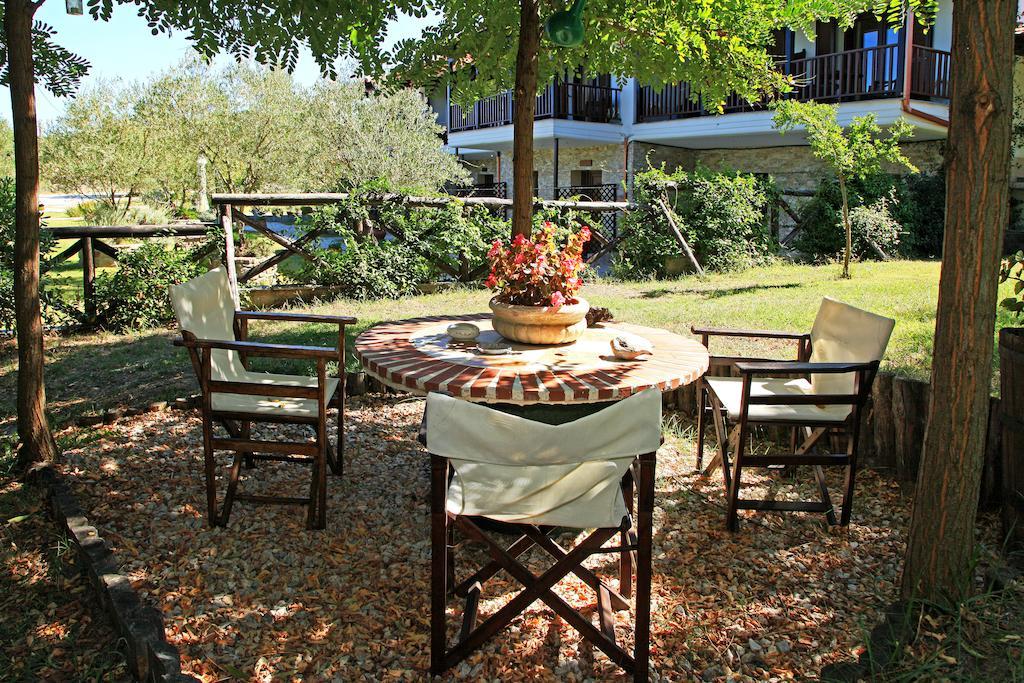 Dionysus Apartments & Suites Ierissós Zewnętrze zdjęcie