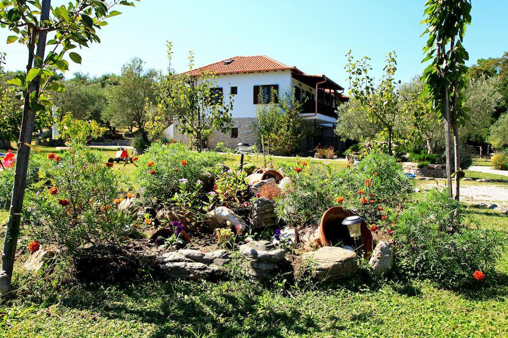Dionysus Apartments & Suites Ierissós Zewnętrze zdjęcie